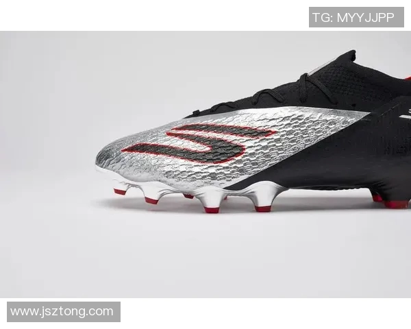 网购足球的乐趣与技巧揭秘让你轻松挑选心仪球鞋与装备